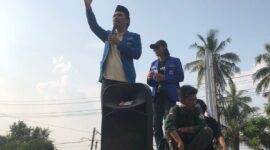 PMII ketika melakukan unjuk rasa. Foto: Pramoedya.id.