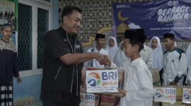 Ketika BRI berbagi. Foto: BRI Balam