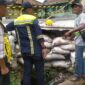Kepala Dinas BMBK Lampung, M. Taufiqullah, ketika meninjau gorong-gorong. Foto: Luki