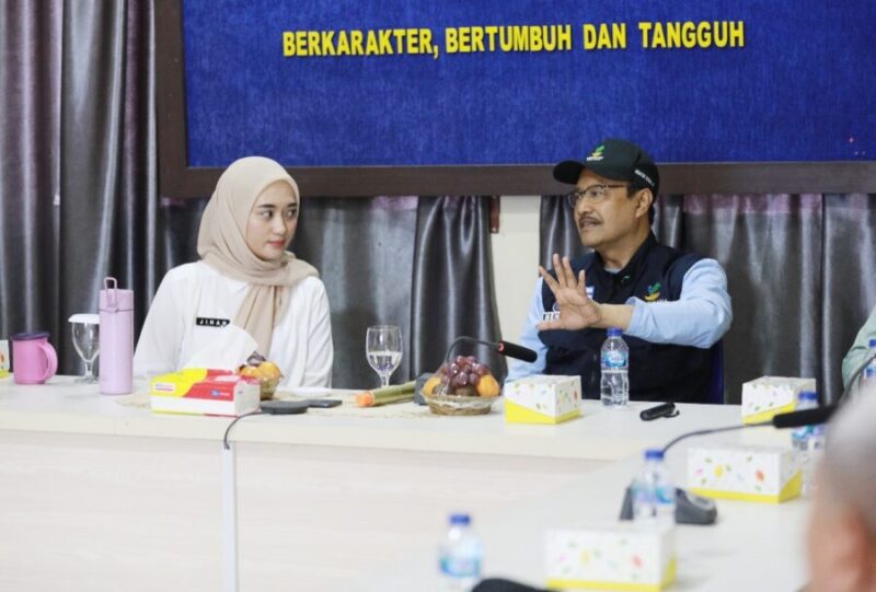 Menteri Sosial, Saifullah Yusuf,dan Wagub Jihan Nurlela