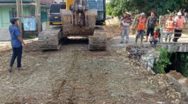 BMBK mulai perbaiki gorong-gorong ambrol di Lamsel.