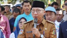 Gubernur Rahmat Mirzani Djausal