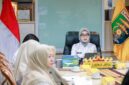 Jihan Nurlela ketika memimpin rapat. (Foto: Diskominfo Lampung).